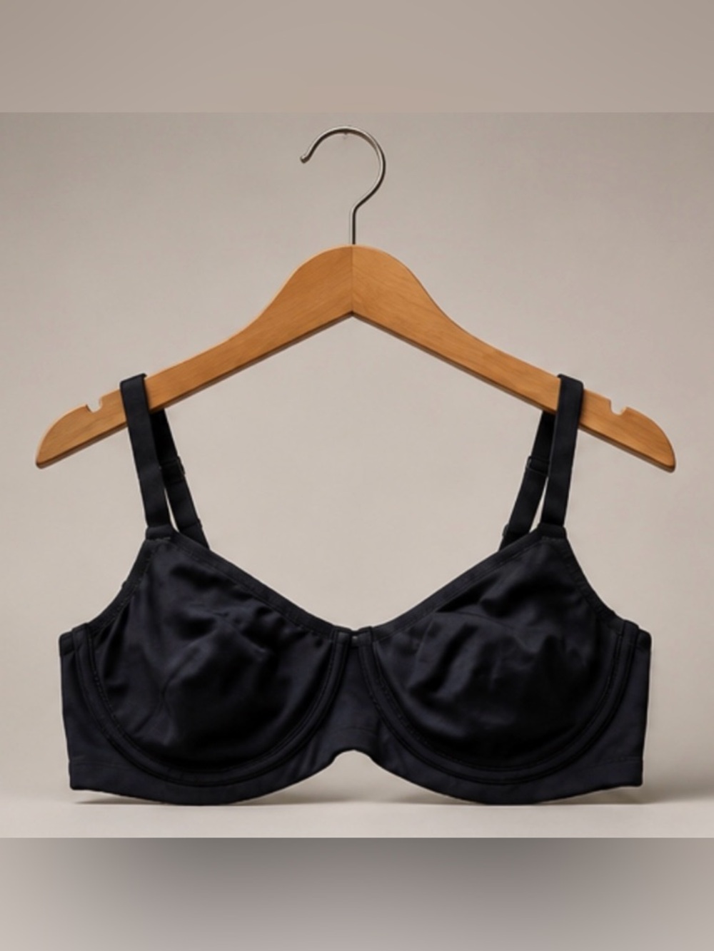 New! Skims Underwire Black unlined Bra - no tags